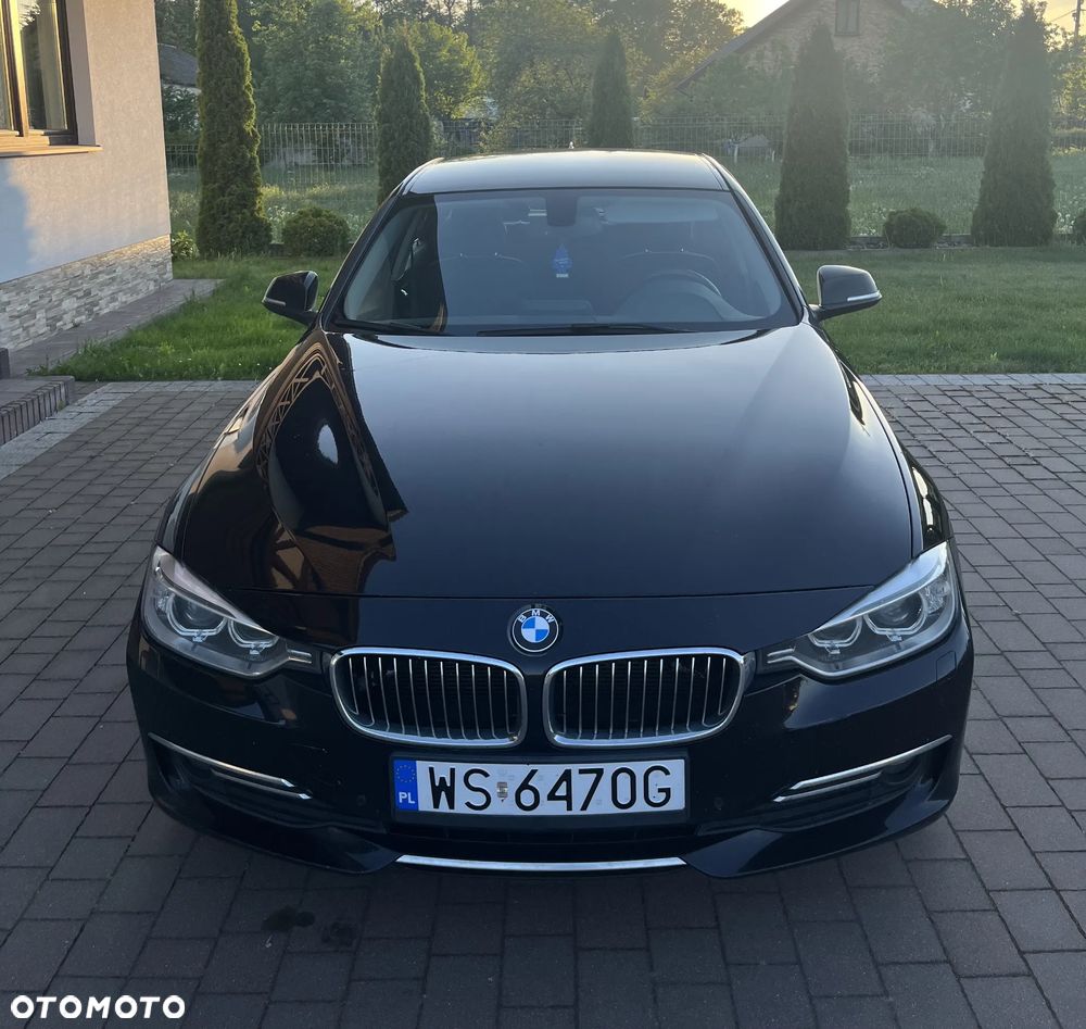 BMW Seria 3 318d Luxury Line - 2