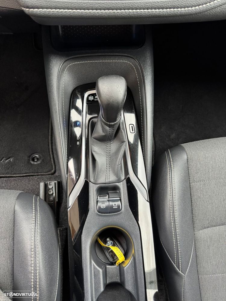 Toyota Corolla 1.8 Hybrid Comfort+P.Sport - 8