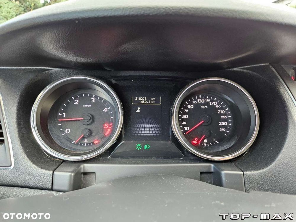 Renault Latitude - 26