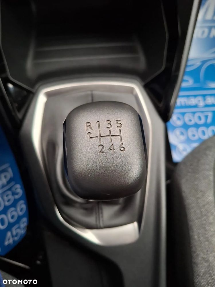 Peugeot 2008 PureTech 100 Active - 25