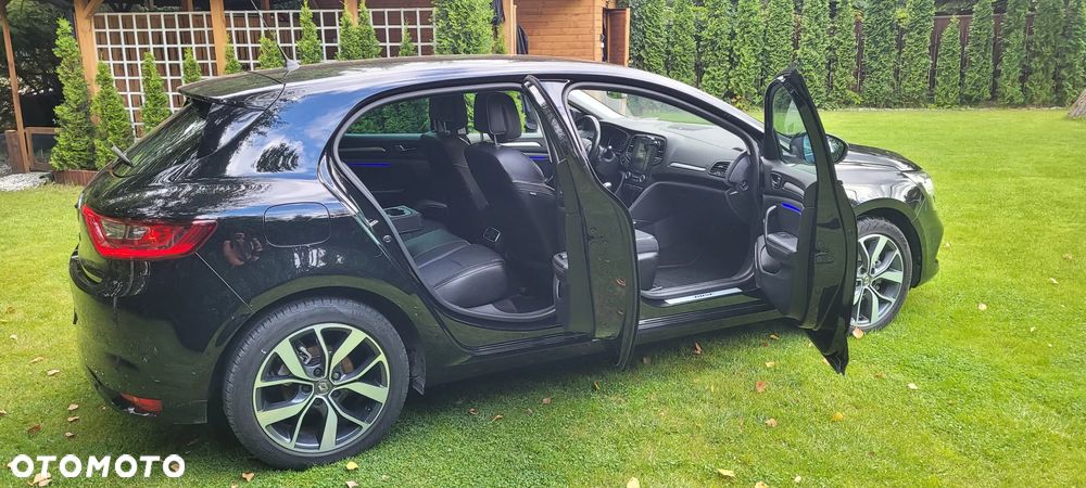 Renault Megane ENERGY TCe 130 BOSE EDITION - 11