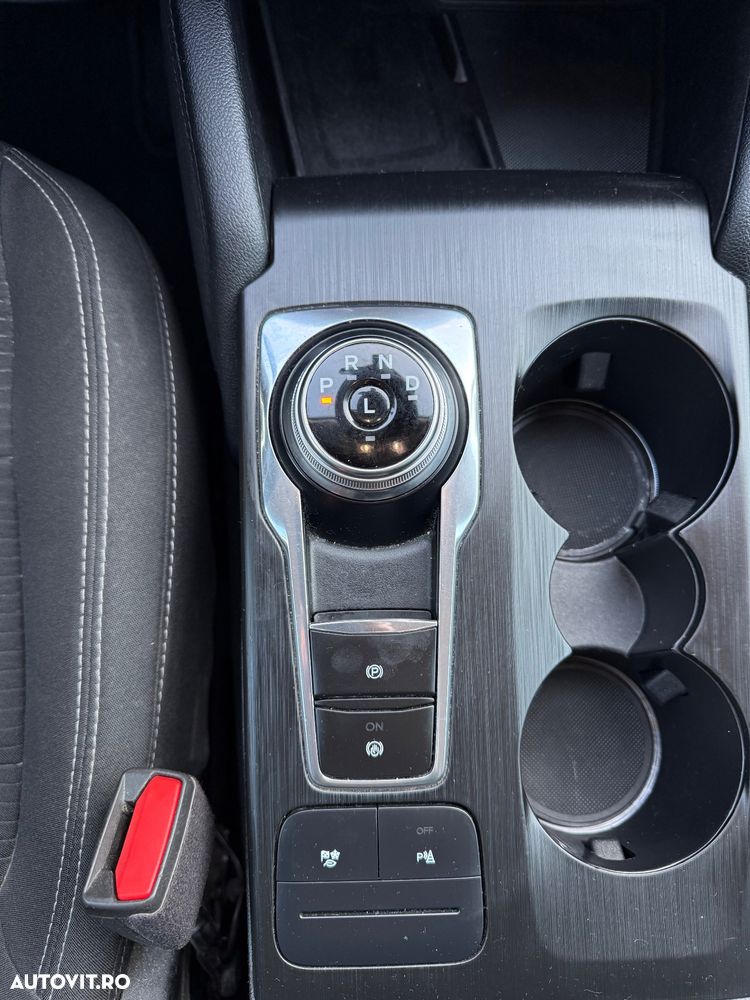 Ford Kuga 2.5 Duratec FHEV TITANIUM - 14