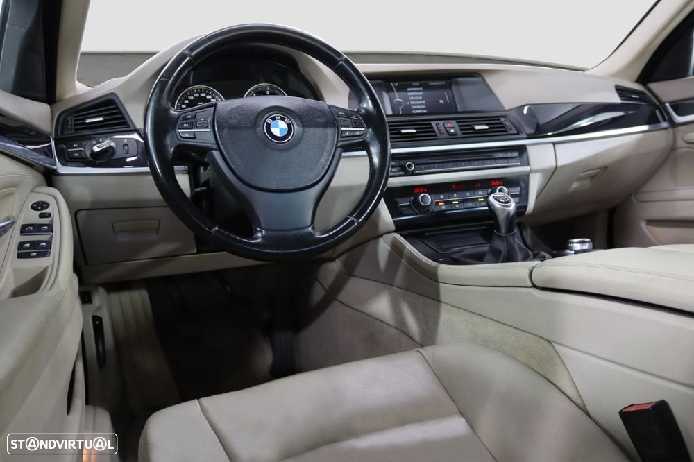 BMW 520 Gran Turismo - 4