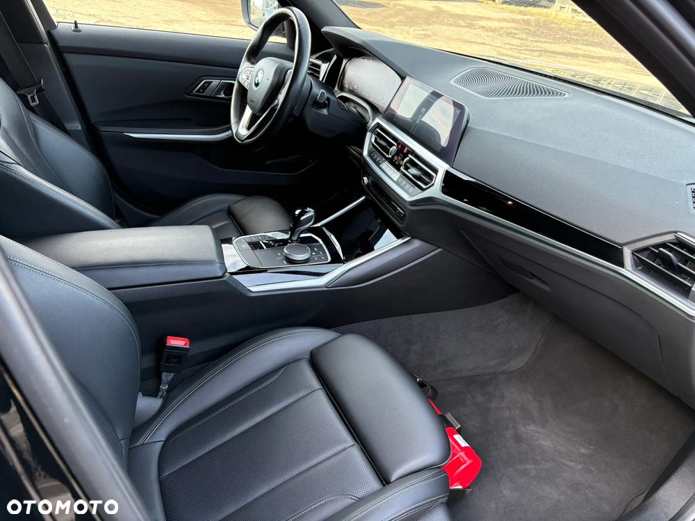 BMW Seria 3 320d Advantage - 26