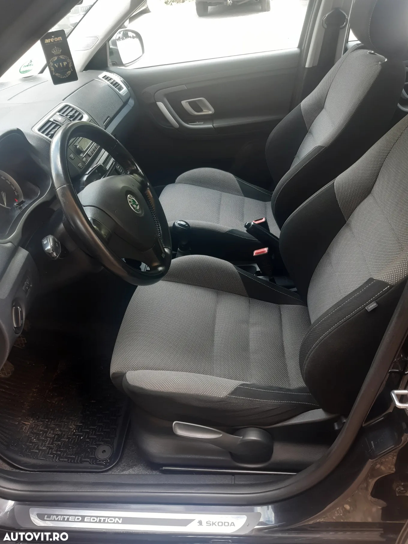 Skoda Fabia 1.6 16V Sportline - 6