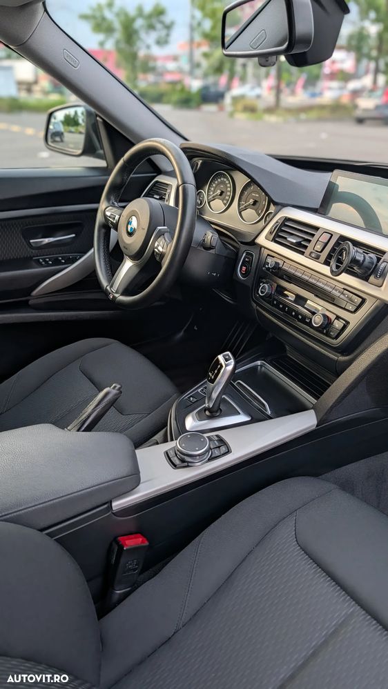 BMW Seria 3 320d Aut. - 7