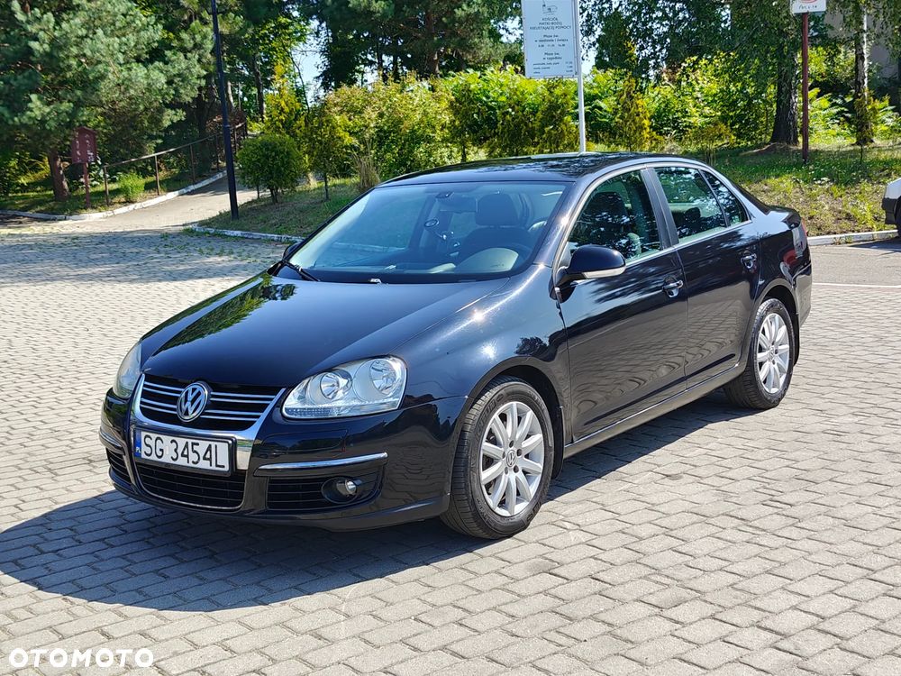 Volkswagen Jetta 1.4 TSI Comfortline - 17