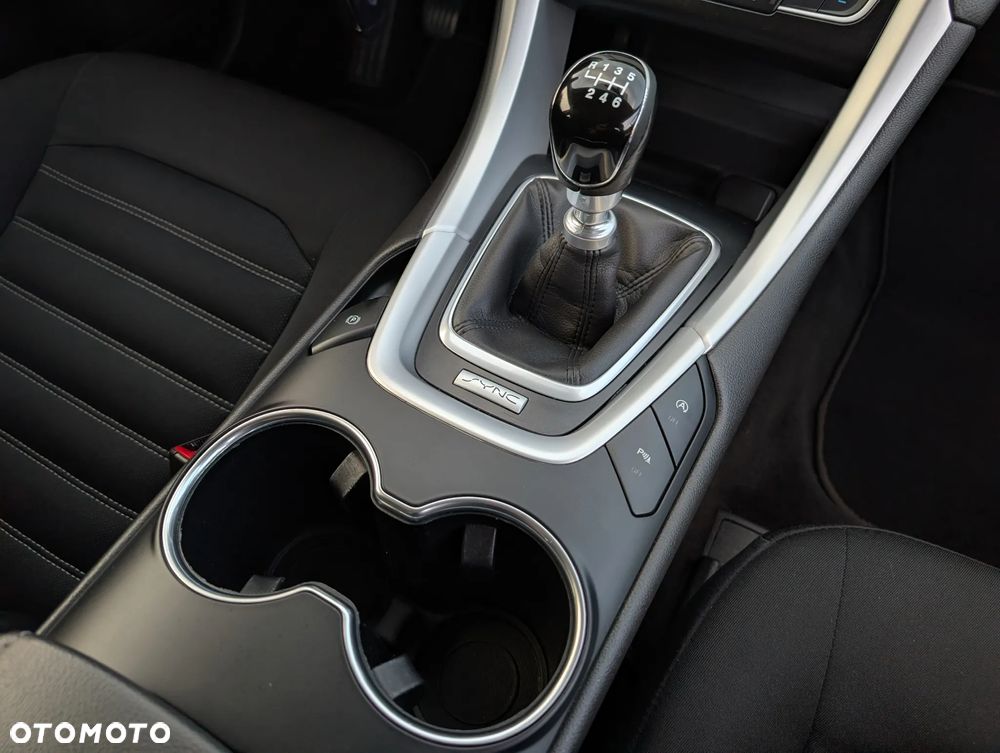 Ford Mondeo - 11