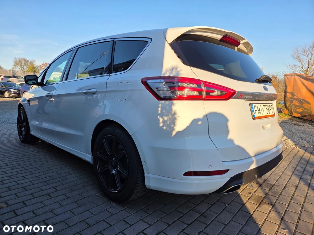 Ford S-Max 2.0 TDCi Titanium PowerShift - 12