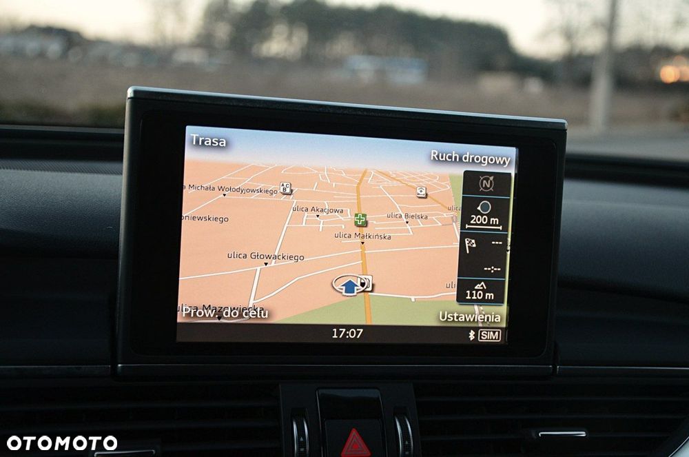 Audi A6 Allroad - 25