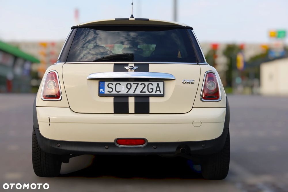MINI ONE Standard - 6