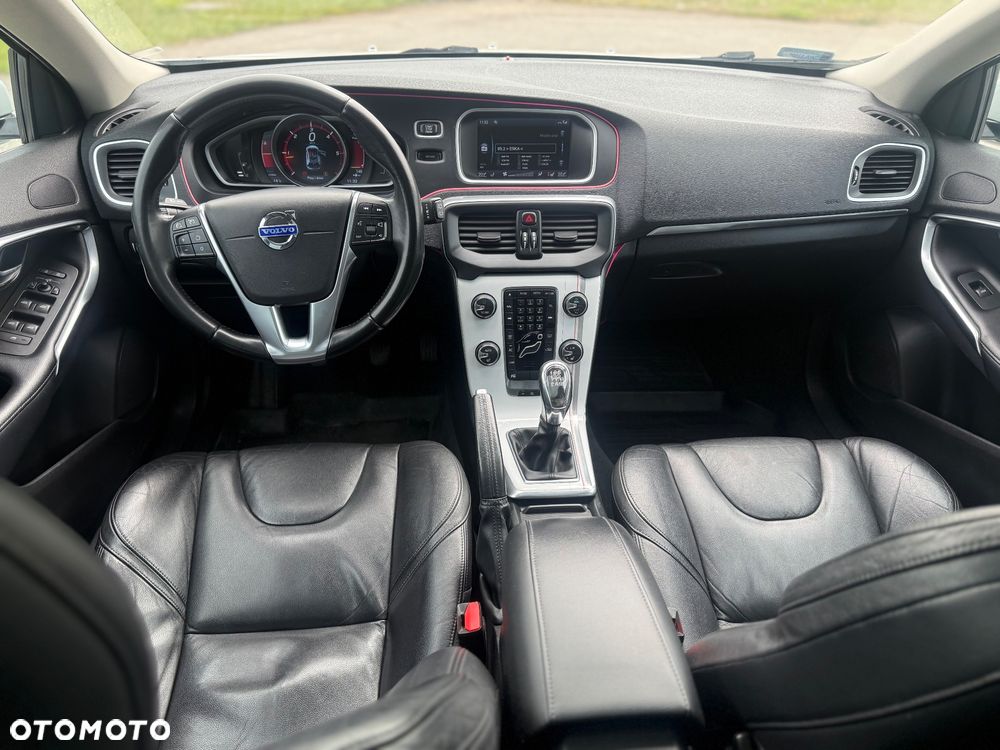 Volvo XC 40 ver-d4-scr-awd-inscription - 11