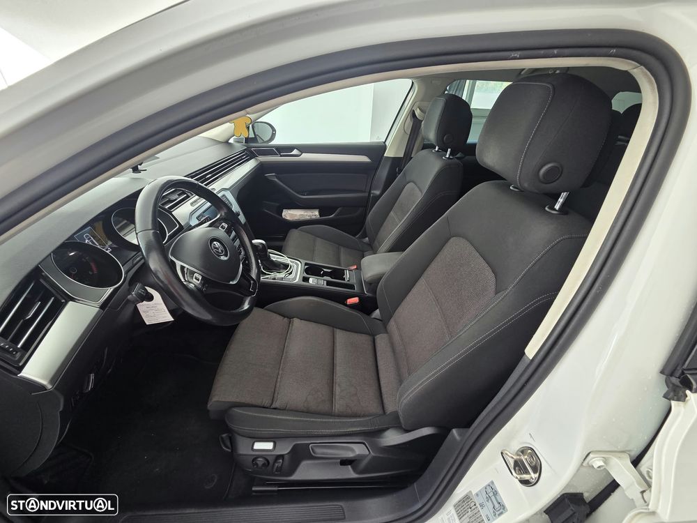 VW Passat Variant 1.6 TDI (BlueMotion ) DSG Comfortline - 10