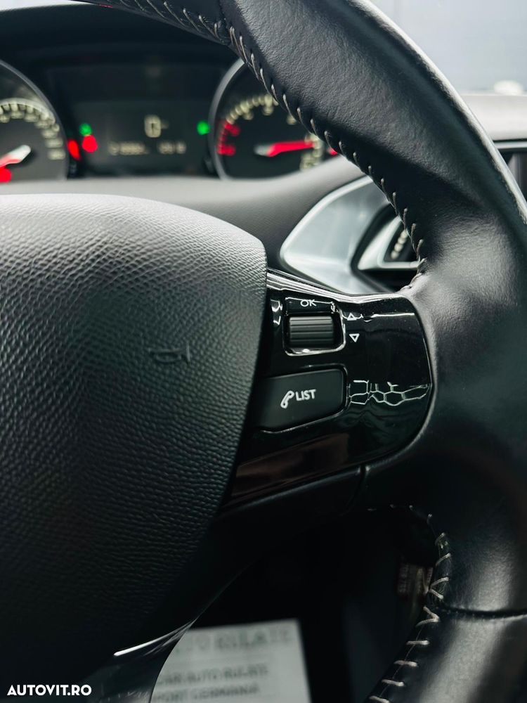 Peugeot 308 e-HDi 115 Stop & Start Allure - 30