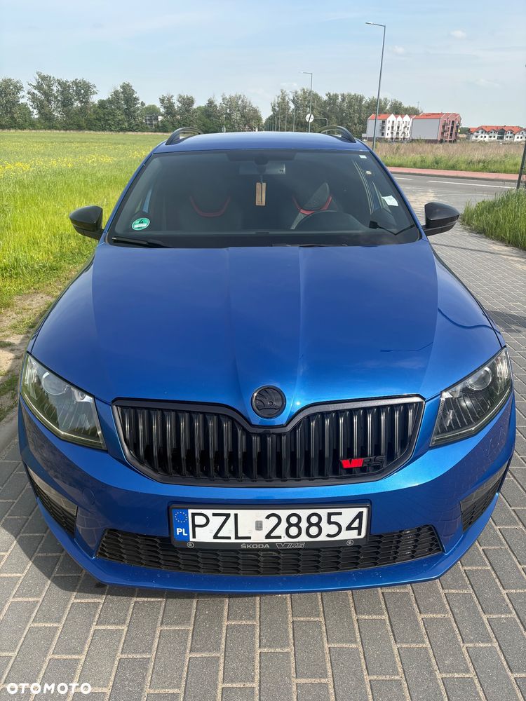 Skoda Octavia 2.0 TDI RS DSG - 1