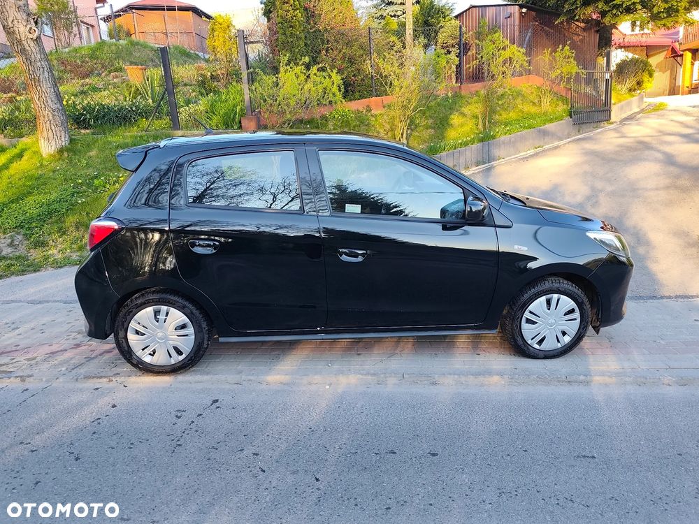 Mitsubishi Space Star - 8