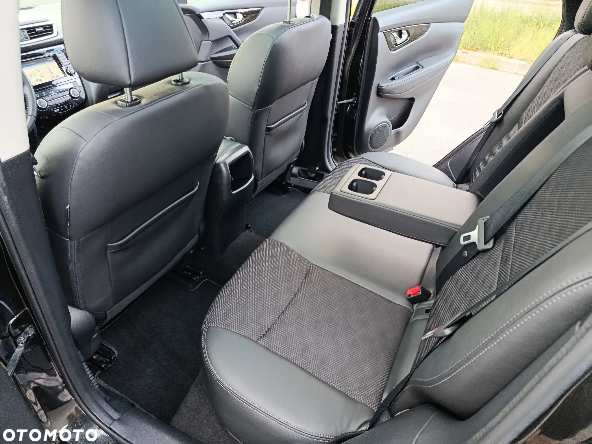 Nissan Qashqai 1.6 DIG-T Tekna+ - 12