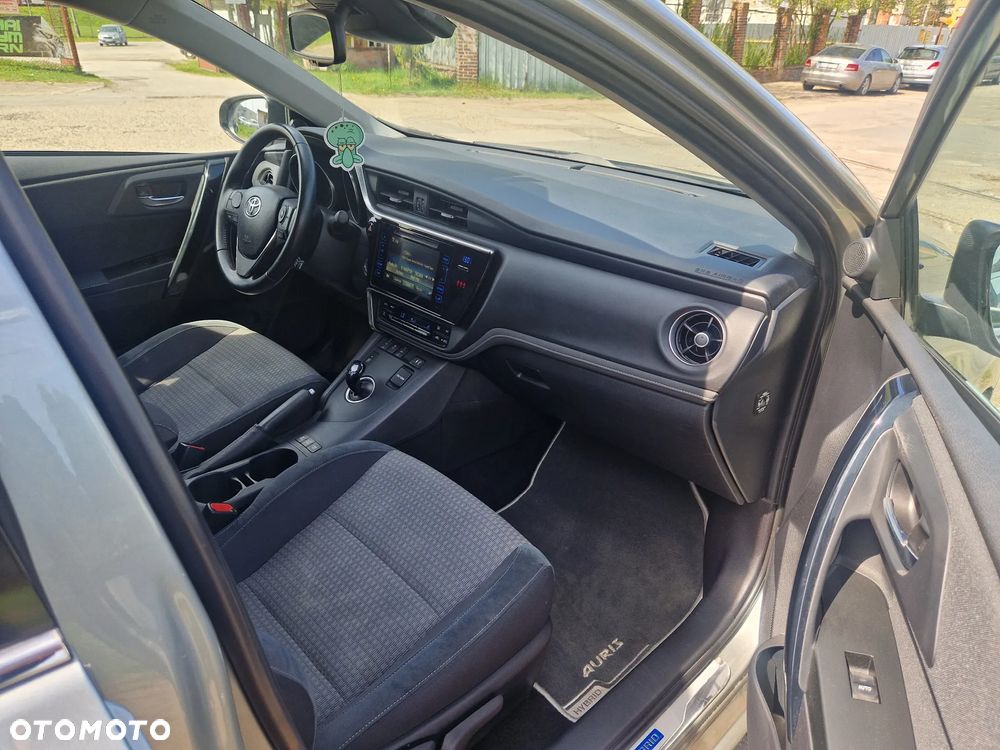 Toyota Auris 1.8 VVT-i Automatik Team Deutschland - 16