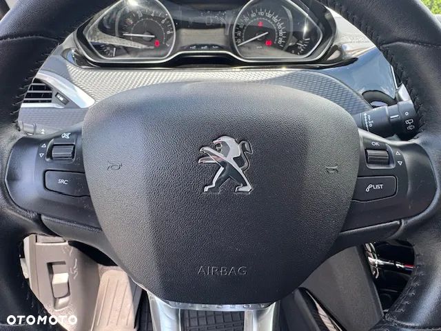Peugeot 2008 - 14