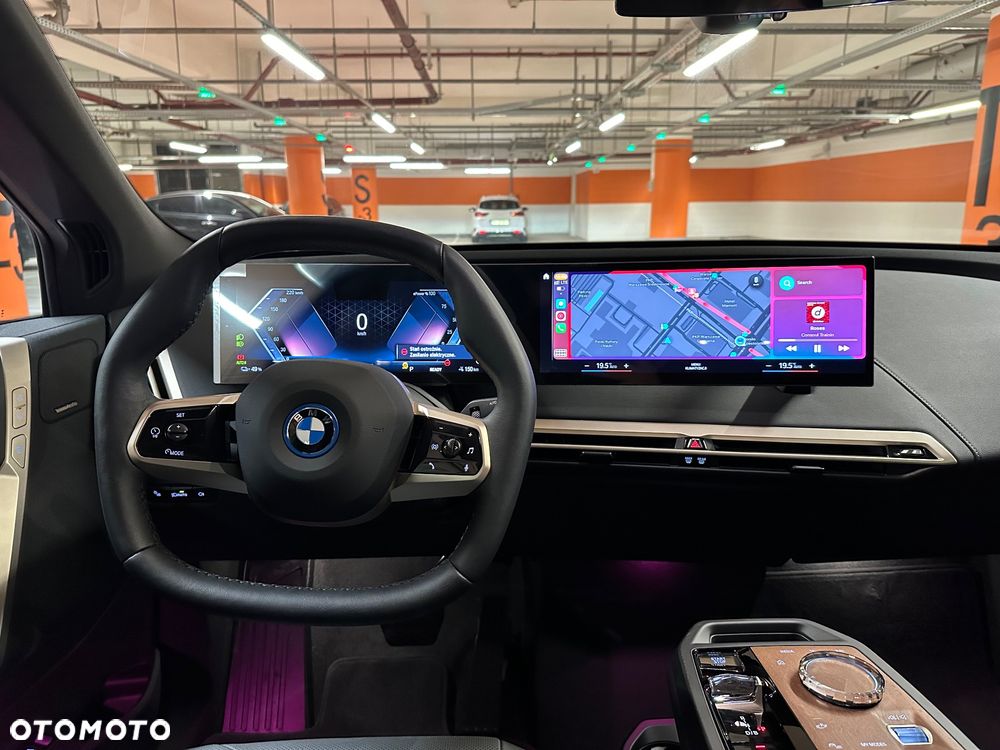 BMW iX xDrive40 76.6kWh - 12