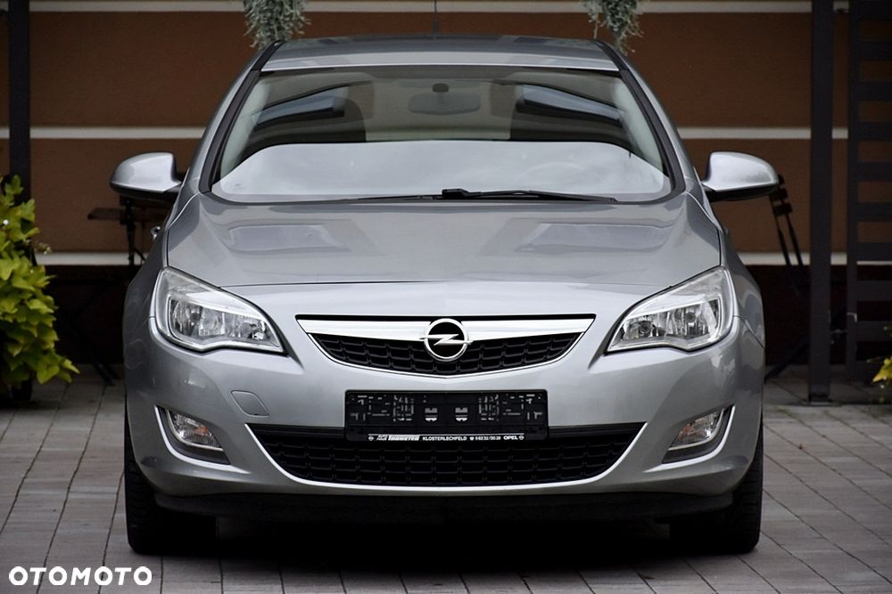 Opel Astra 1.6 Turbo Color Edition - 15