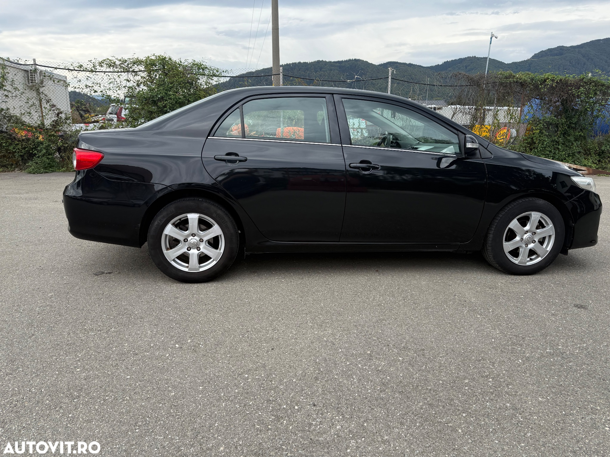 Toyota Corolla 1.4 D-4D Sedan Terra - 13