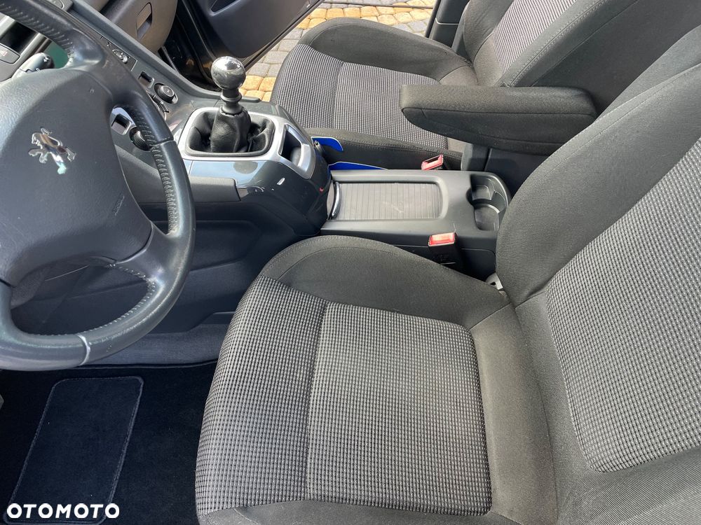 Peugeot 5008 1.6 HDi Trendy - 19