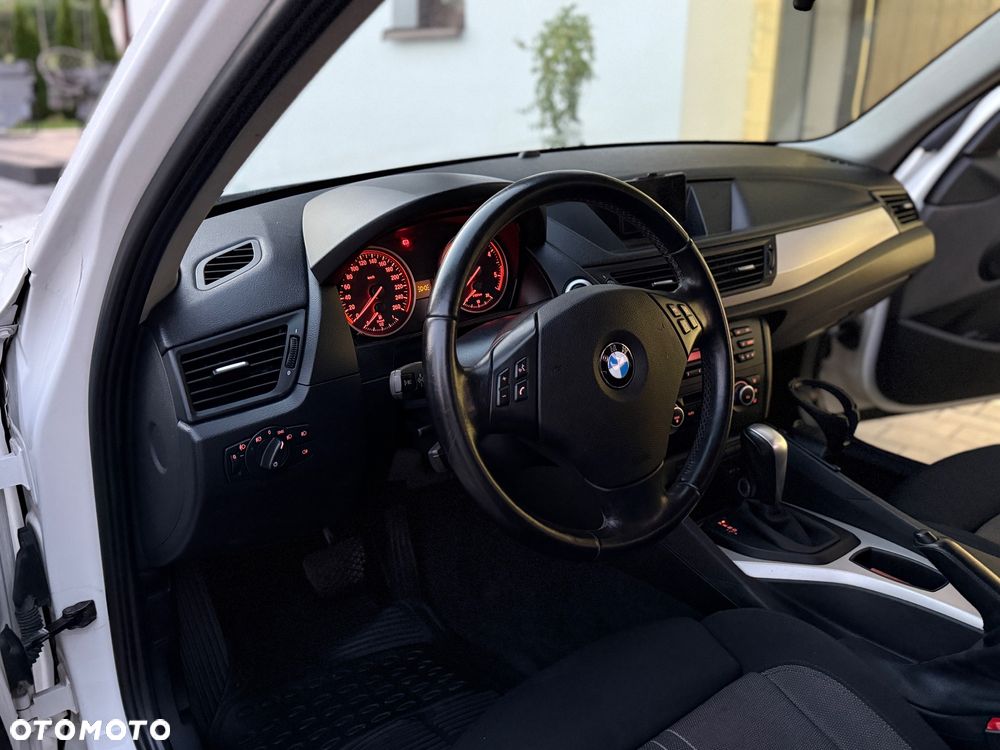 BMW Seria 5 530d Sport-Aut - 28