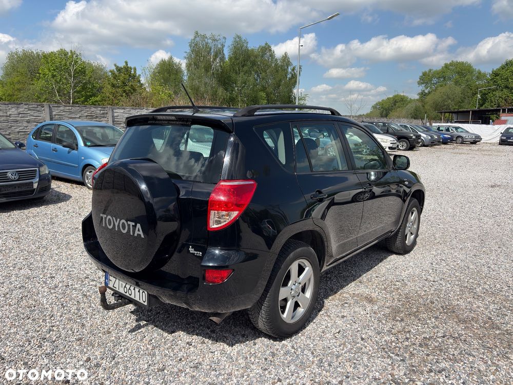 Toyota RAV4 2.2 D-4D 4x4 - 8