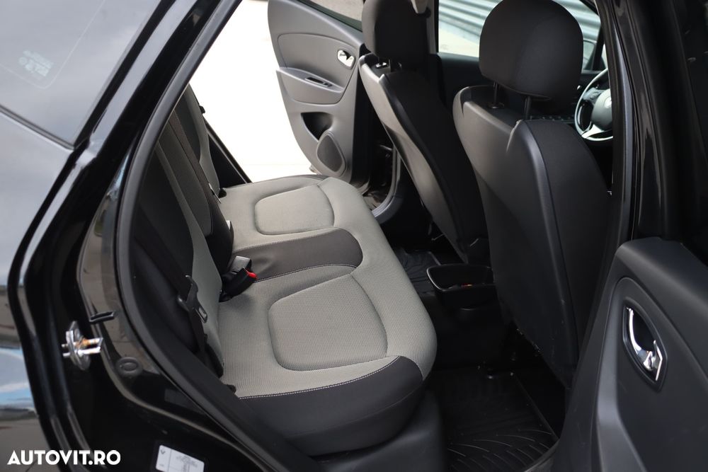 Renault Captur - 12