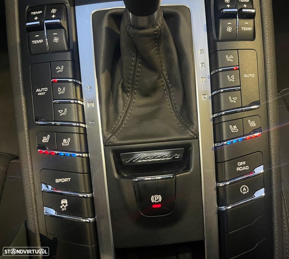 Porsche Macan S - 23