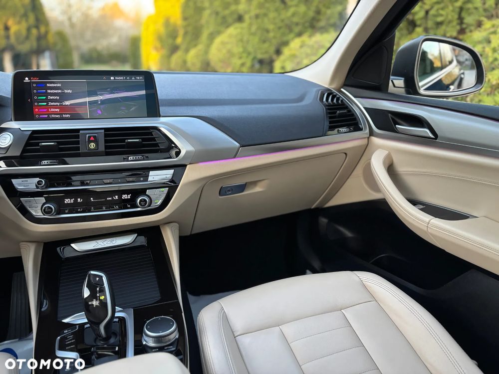 BMW X4 xDrive20d - 23