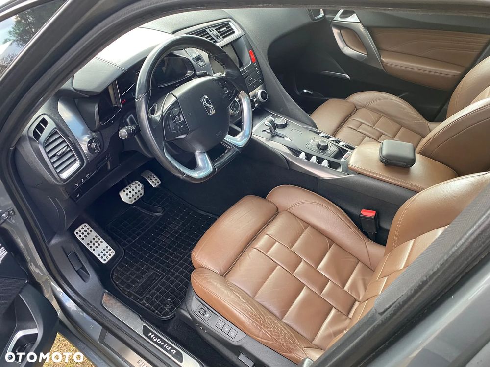 Citroën DS5 Hybrid4 EGS6 SoChic - 8