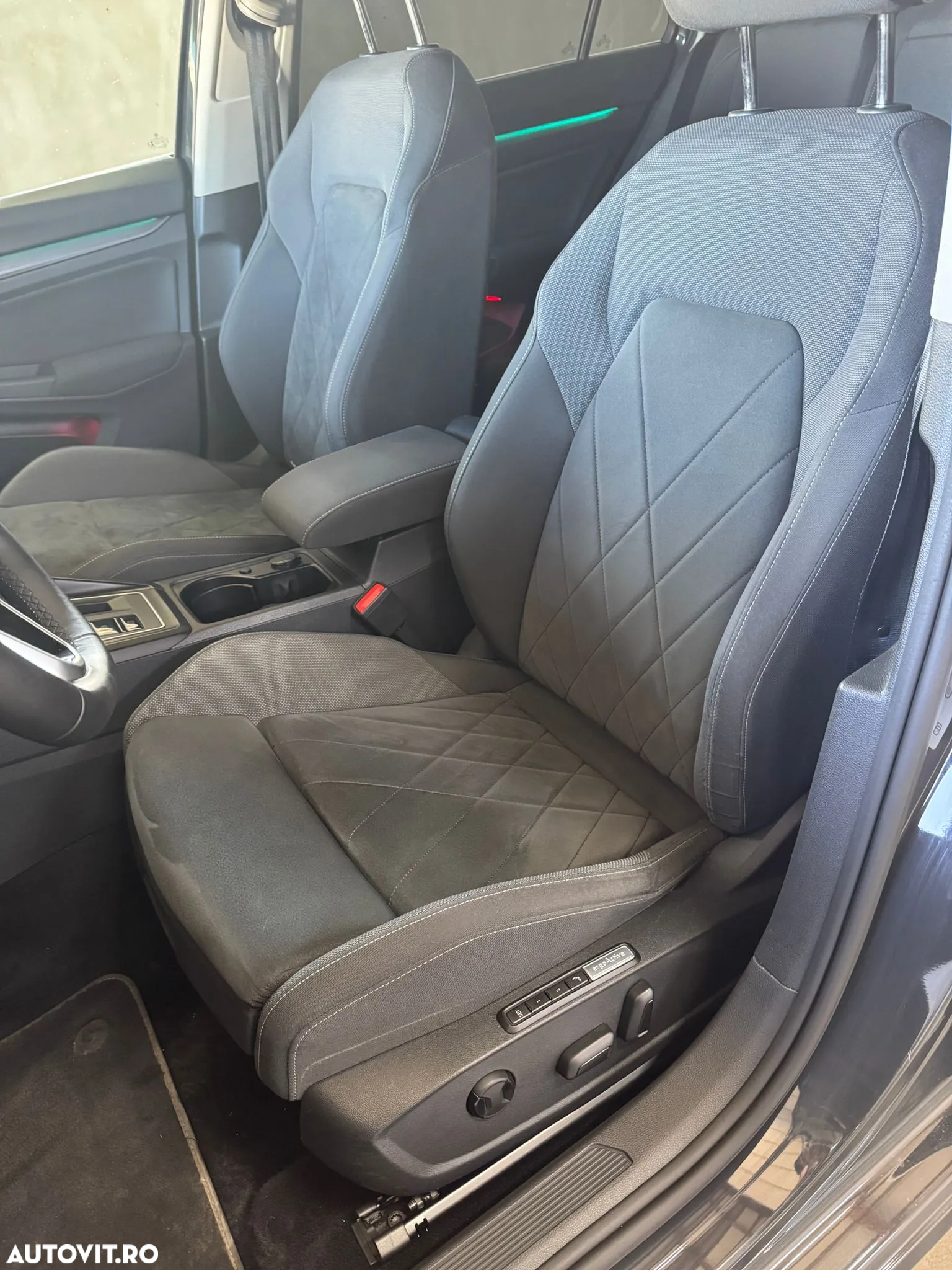 Volkswagen Golf 2.0 TDI DSG Style - 16