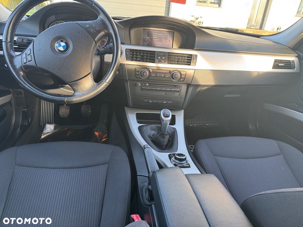 BMW Seria 3 316d - 22
