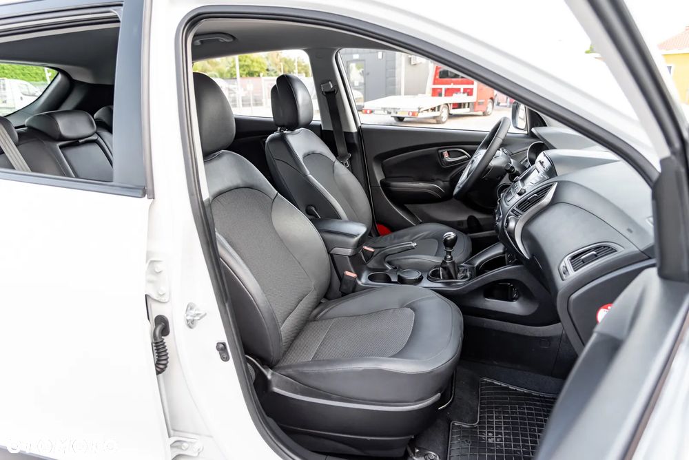 Hyundai ix35 2.0 4WD Trend - 27
