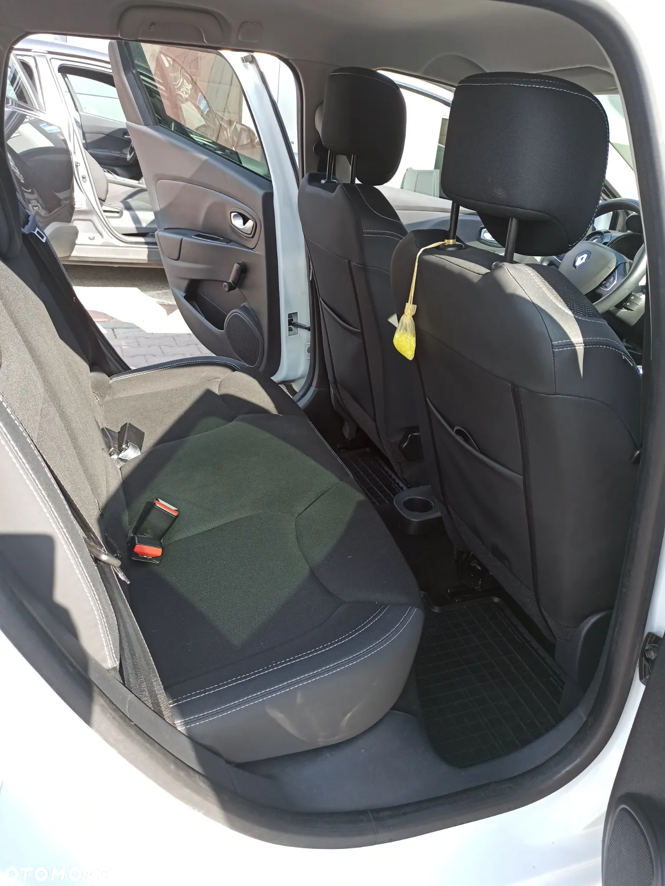Renault Clio 1.5 dCi Energy Alize - 6
