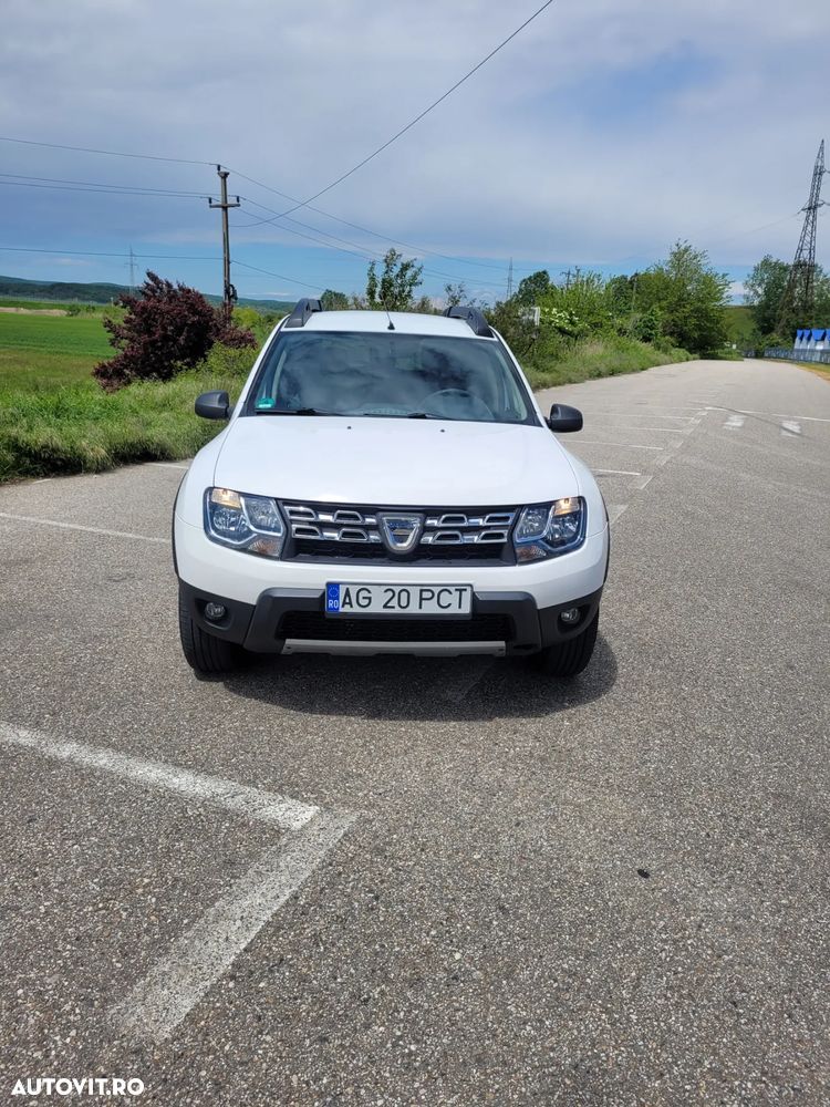 Dacia Duster 1.6 4x2 Laureate - 8