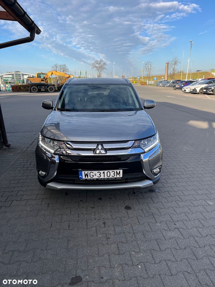 Mitsubishi Outlander - 28