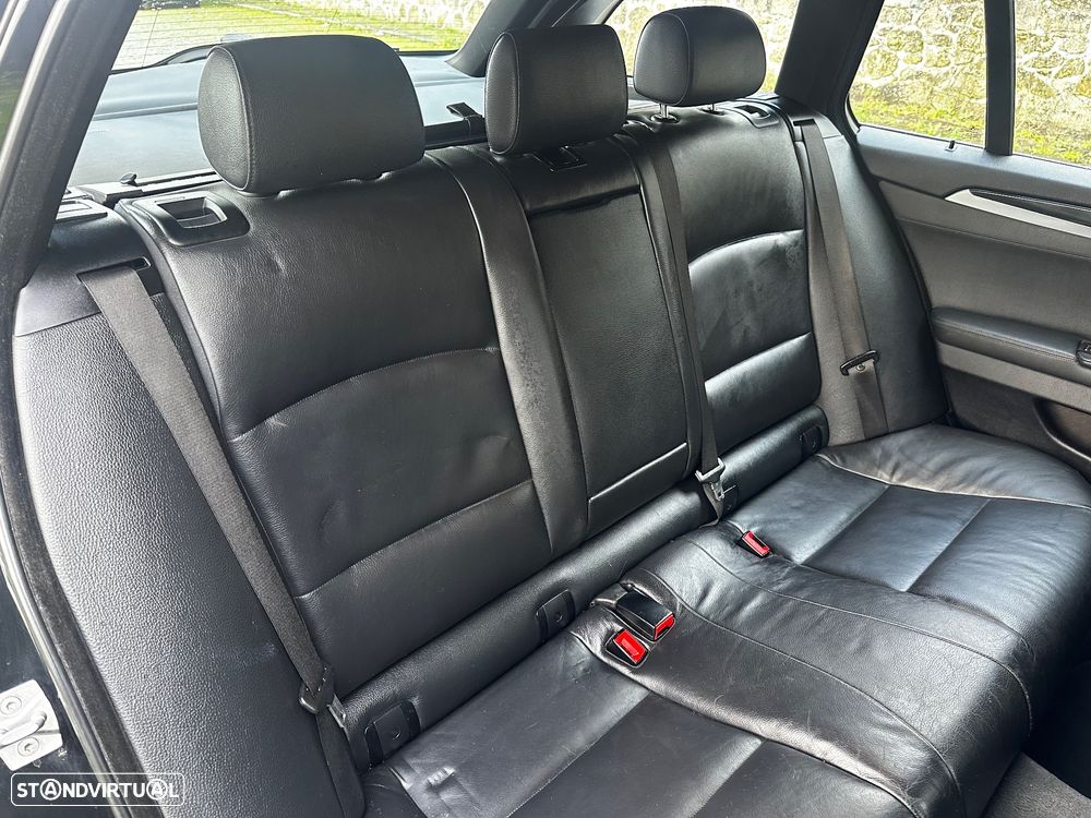 BMW 520 d Line Luxury Auto - 32