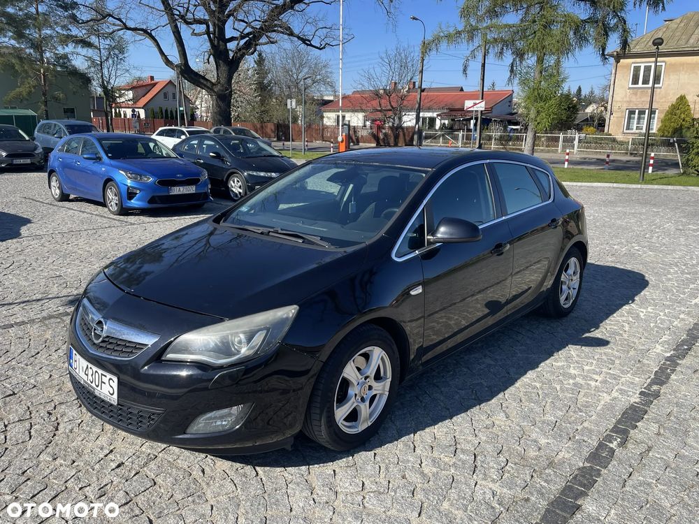 Opel Astra - 2