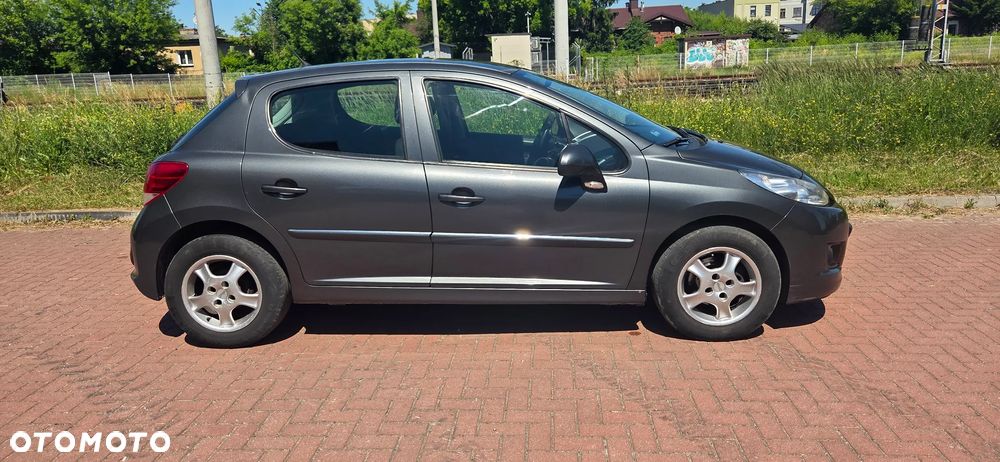 Peugeot 207 1.4 HDi U Move - 4