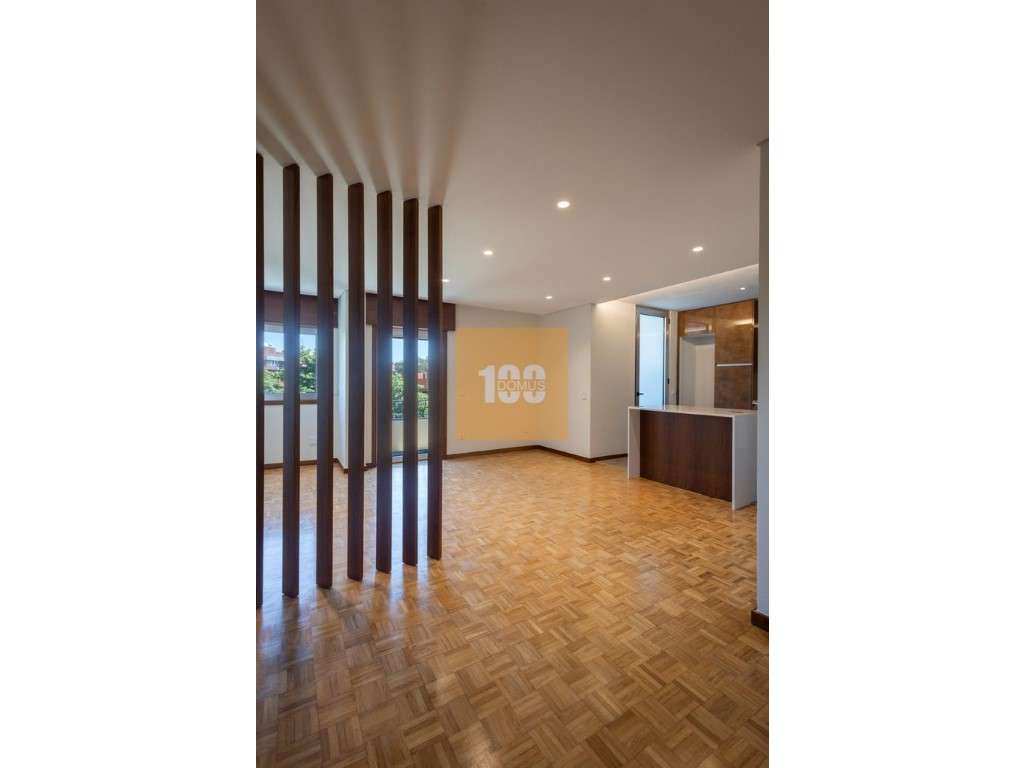 T3 remodelado no Bairro dos Arquitetos - Grande imagem: 3/29