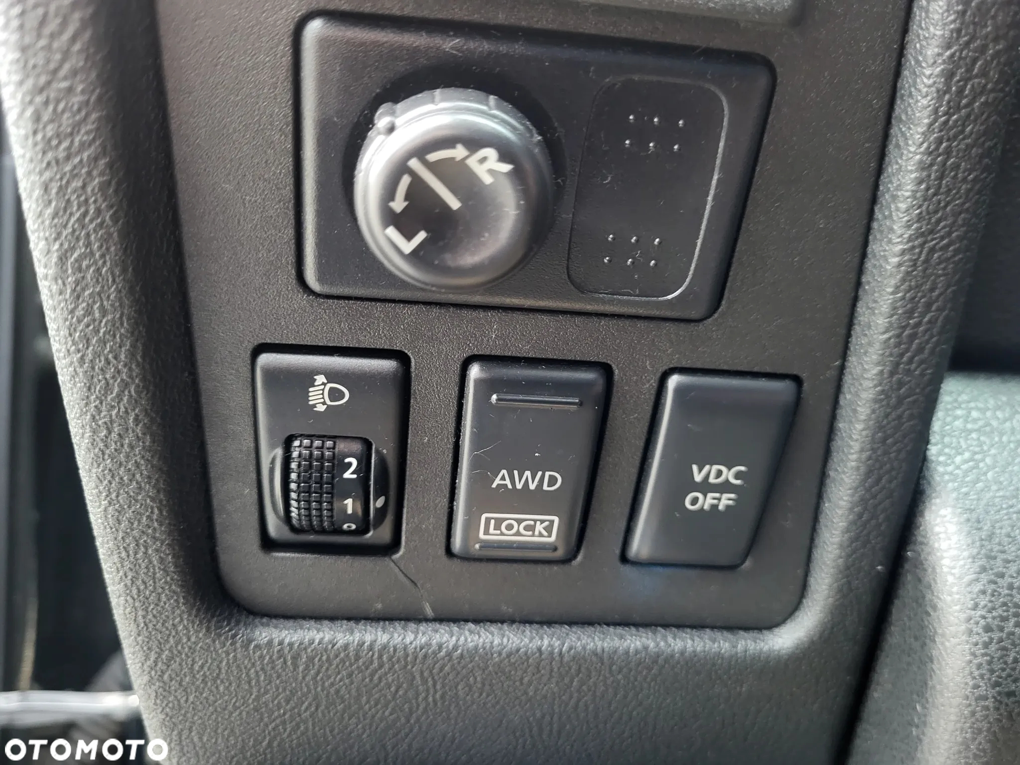 Nissan Rogue 2.5 S AWD - 29