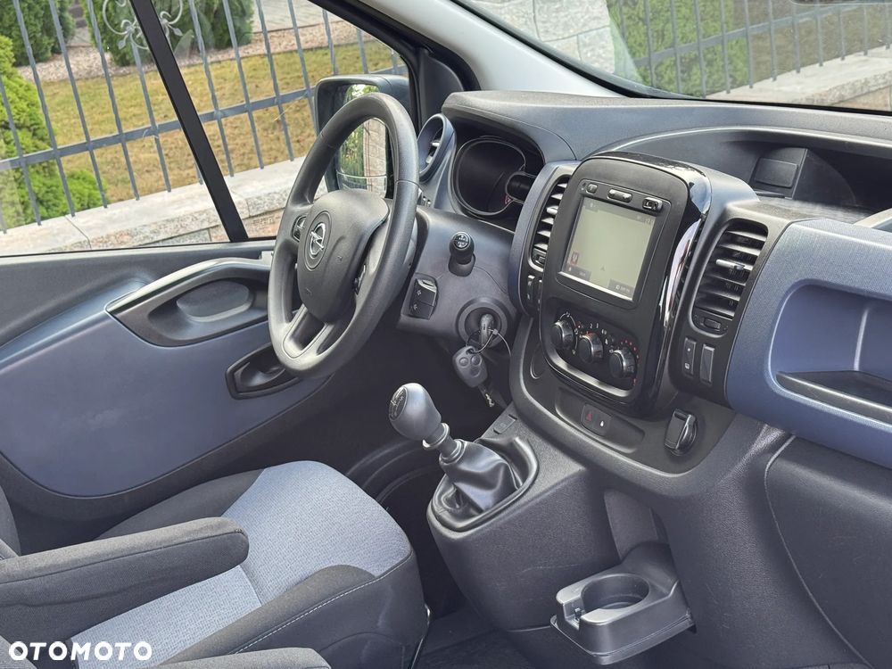 Opel VIVARO - 9