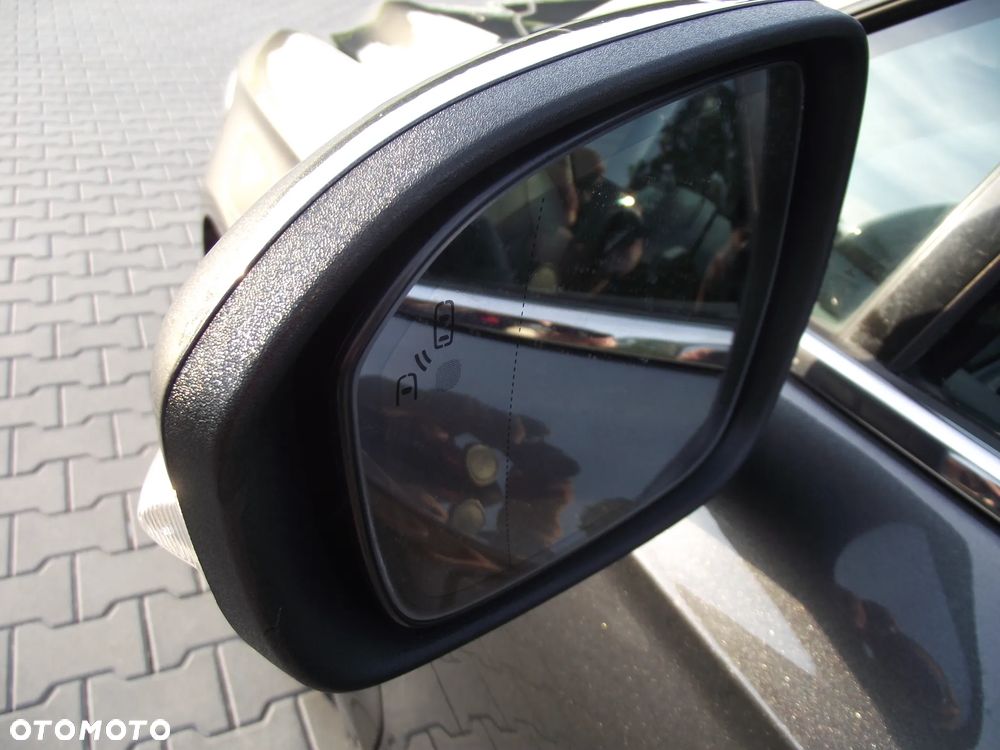 Ford Mondeo 2.0 TDCi Titanium PowerShift - 19