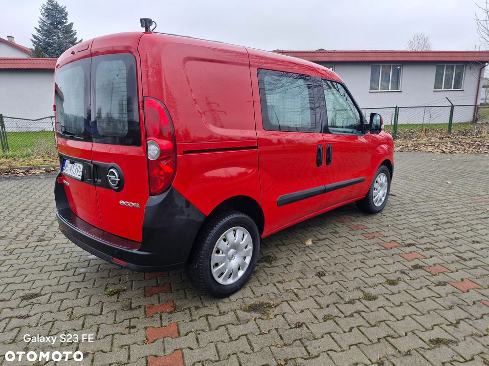 Opel COMBO VAN - 25