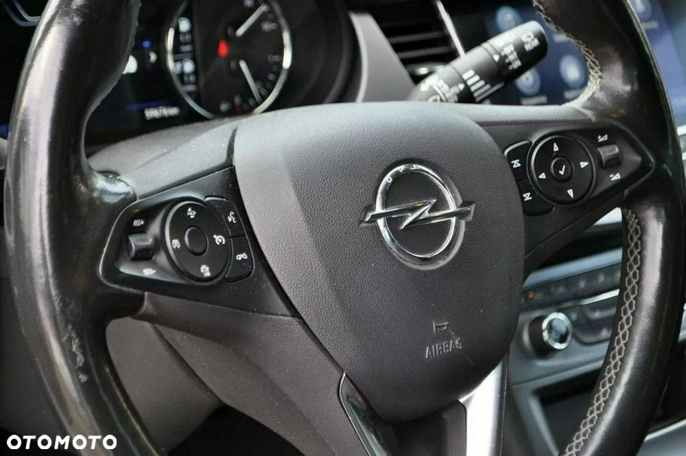 Opel Astra 2021