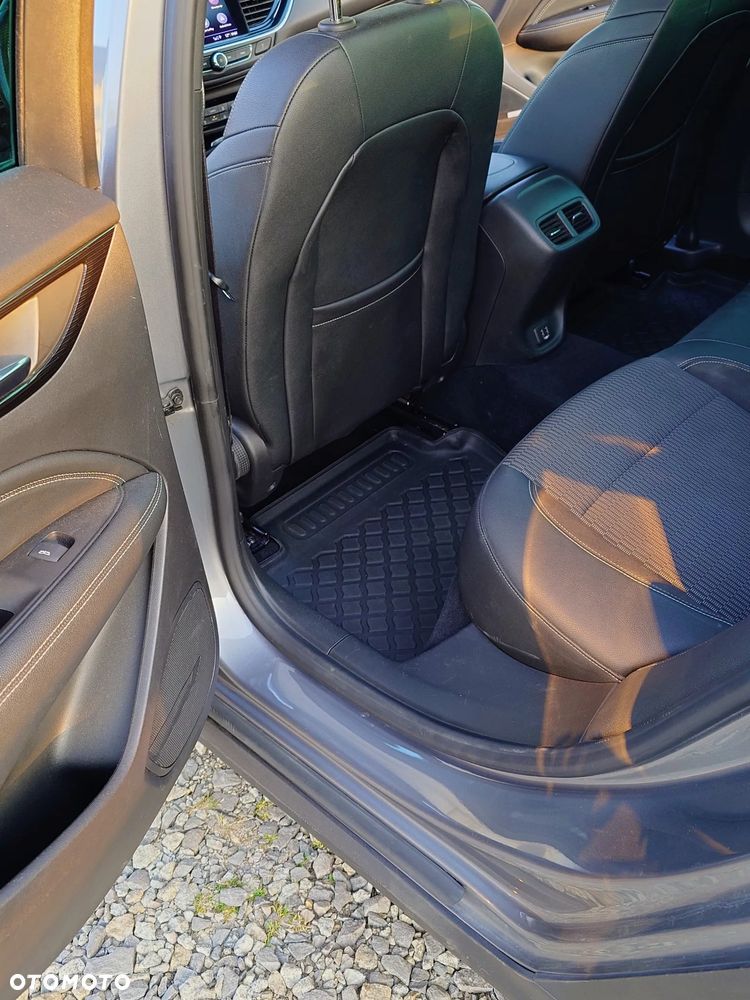 Opel Insignia 2.0 CDTI 4x4 Innovation S&S - 28