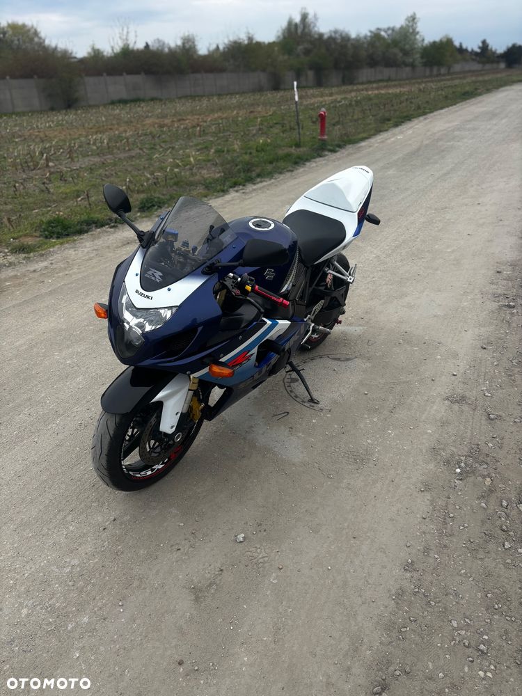 Suzuki GSX-R - 4